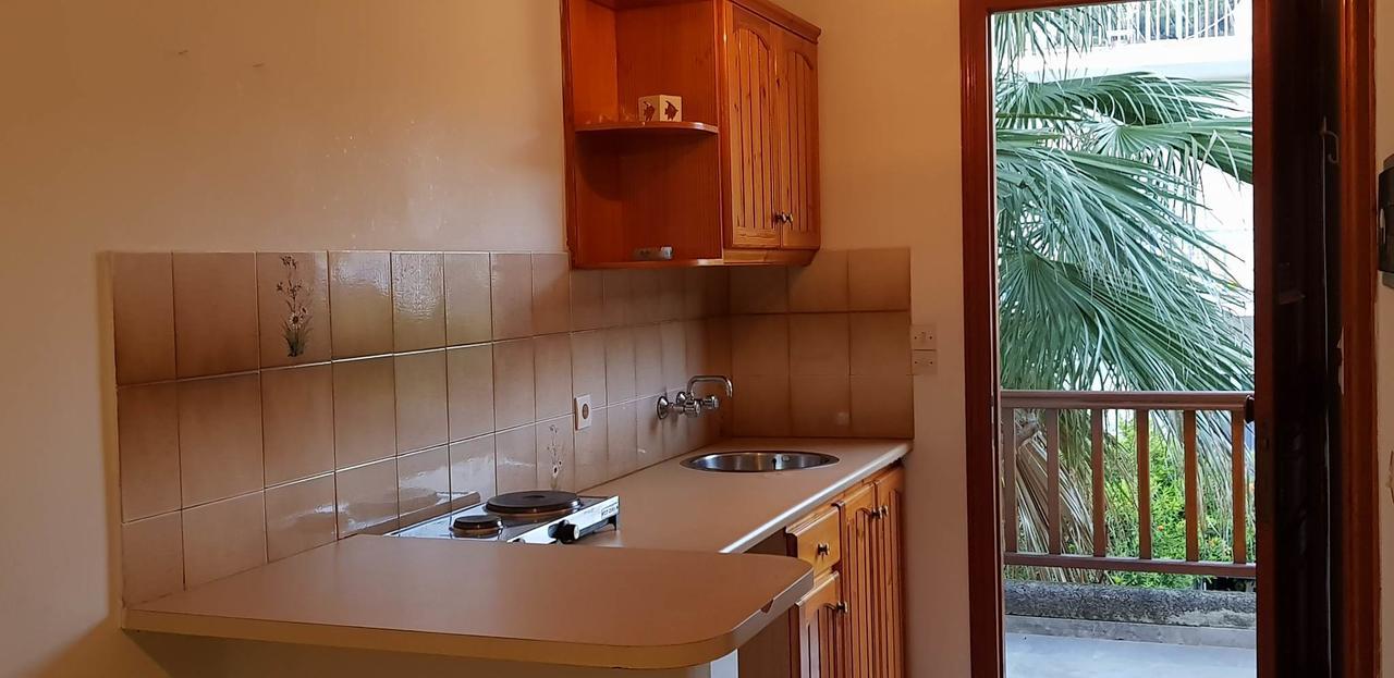 Ilios Apartments Poros Town Екстериор снимка