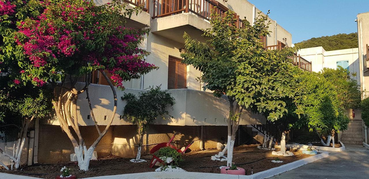 Ilios Apartments Poros Town Екстериор снимка